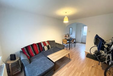 2 bed house, Elmore Court, Radford, Nottingham, NG74BE - Image 1